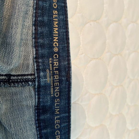 Chico jean crops or capris - Picture 3 of 9